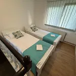 فيلة Riverside بيهاتش