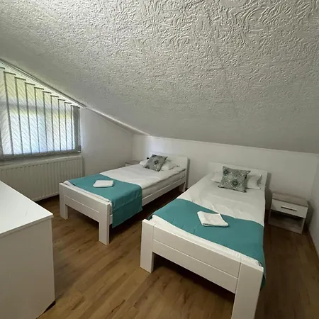 Villa Riverside *